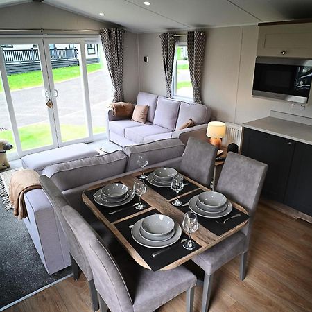 Hobbit - Holiday Lodge Longridge Eksteriør bilde